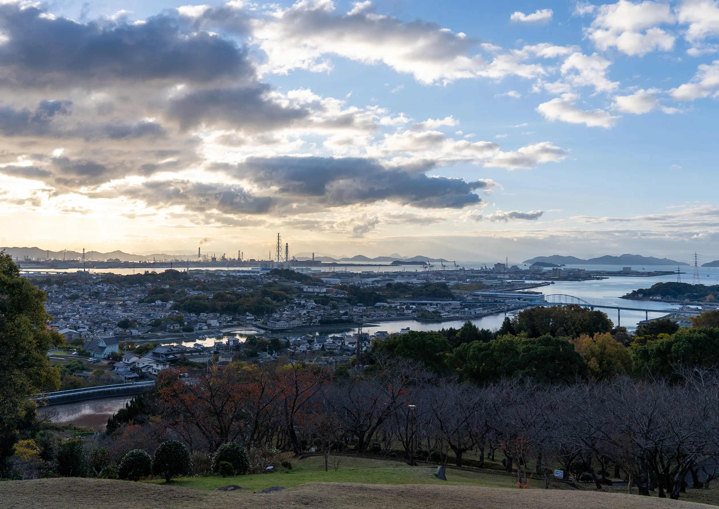 A view of the Seto Inland Sea from Tamashima, Kurashiki, Okayama
